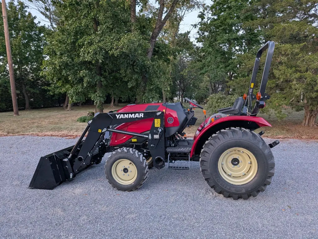Yanmar® YM238 Compact Tractor with Front End Loader and R4 Tires