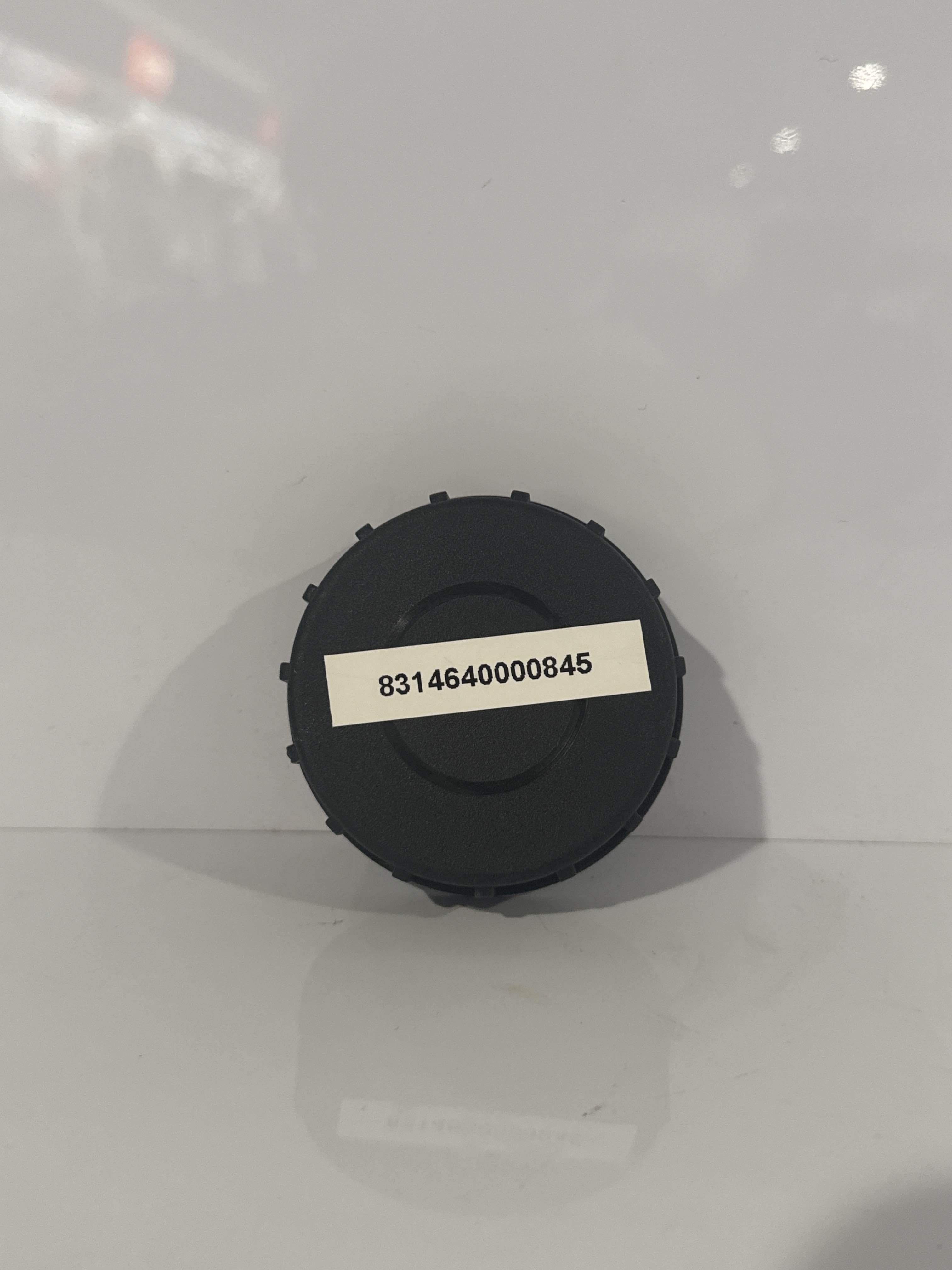 8314640000845